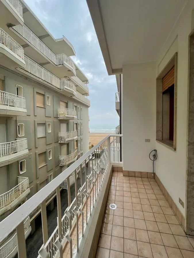 CONDOMINIO UNION -Walterigato Apartments- SOLO PER FAMIGLIE- Lido di Jesolo 0*,